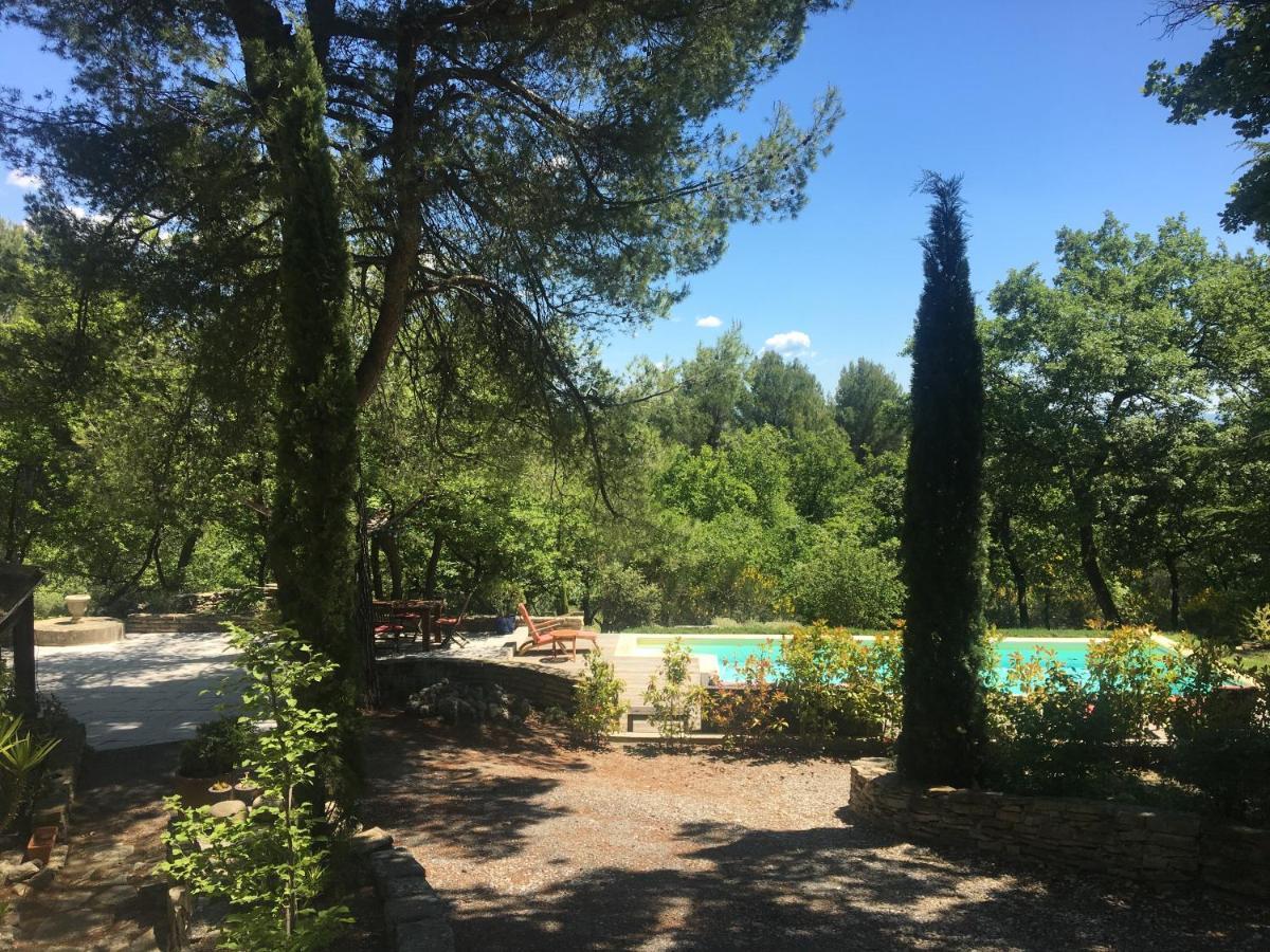 Villa De Carbonelle Pierrevert Exterior photo